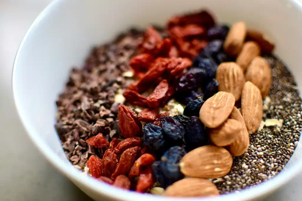Snack rapide à manger avant sport comme une compote pour un boost d'énergie